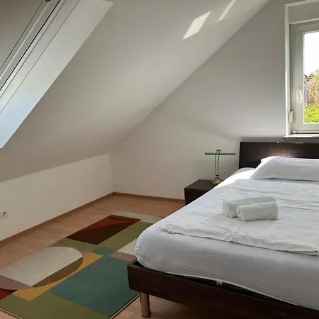 Apartment Ii *
